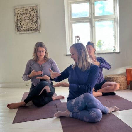 Teaching Yoga Therapy